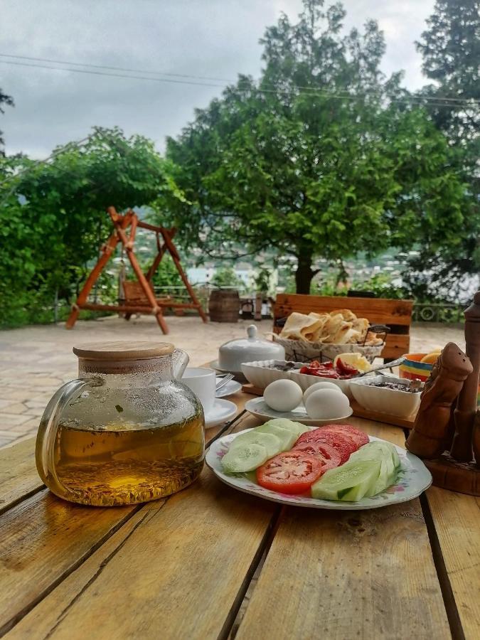 Elegaya Guest House Іджеван Екстер'єр фото